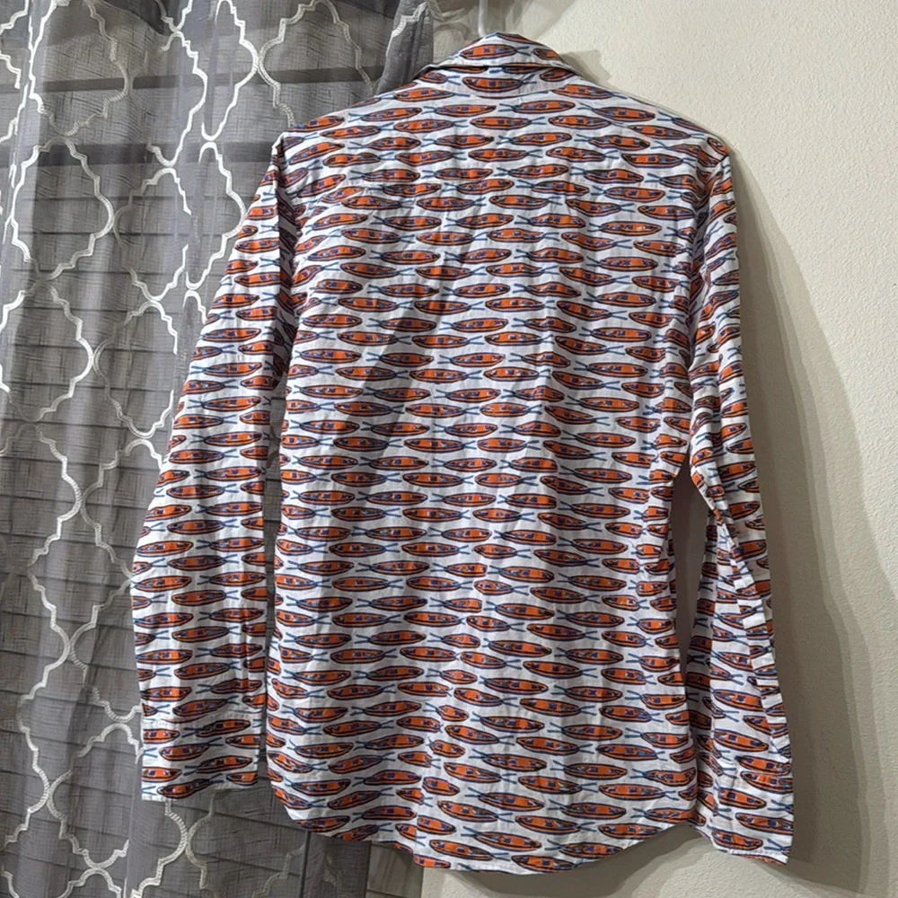 Roller Rabbit Button-Up size Small - Picture 5 of 5
